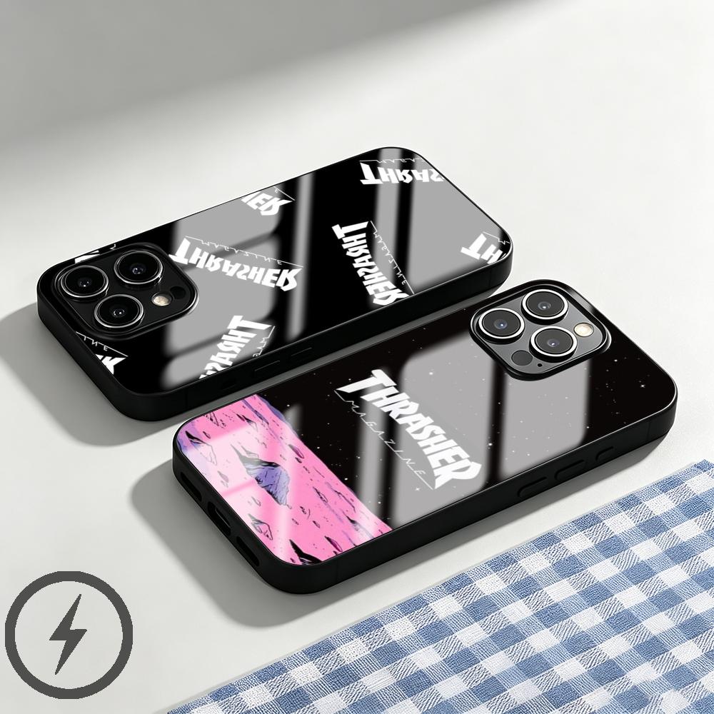 Magnetic Phone Case - 브랜드 쓰래셔 아이폰 17 16 15